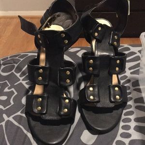 Steve Madden. Size 9. Black.